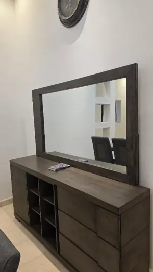 طاولة مدخل (كونسول)